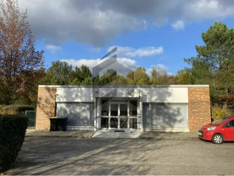 Bureau à louer - Saint-Jean-D'Illac (33127) - 126 m² - 1 326 €/mois