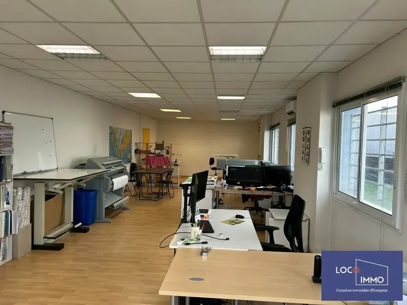 Bureau à louer - Cenon (33150) - 73 m² - 790 €/mois