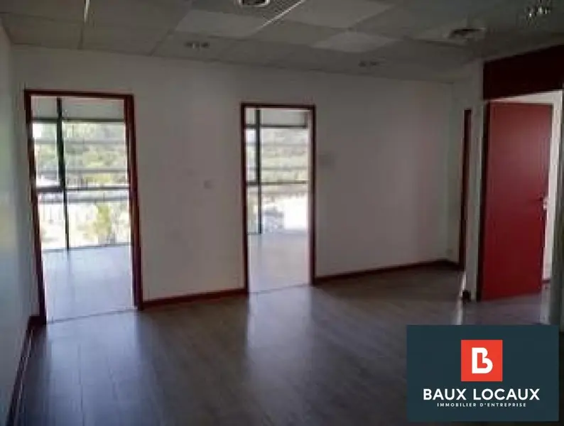Bureau à louer - Avignon (84000) - 90 m² - 1 614 €/mois