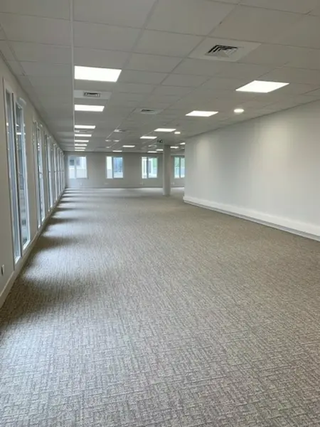 Bureau à louer - Bruges (33520) - 416 m² - 4 853 €/mois