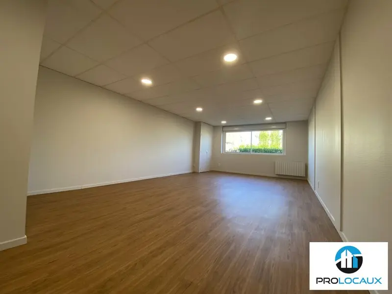 Entrepôt / Activité à louer - Boos (76520) - 150 m² - 990 €/mois