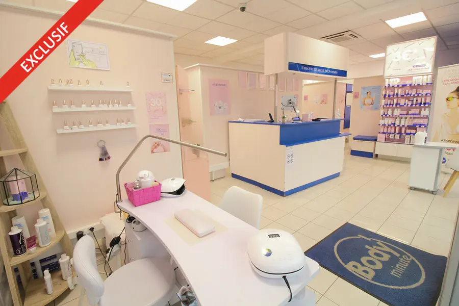A VENDRE (74) - INSTITUT DE BEAUTE