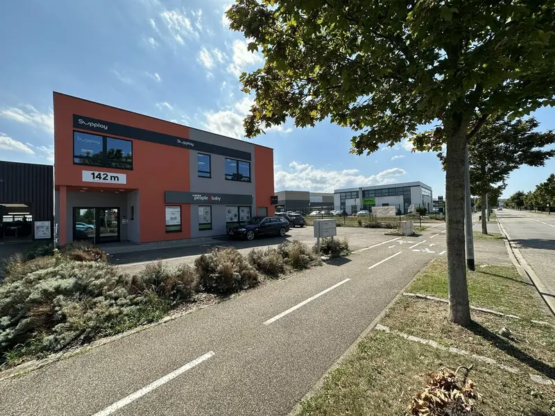 Bureau à louer - Molsheim (67120) - 160 m² - 1 933 €/mois