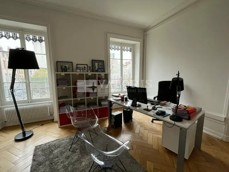 Bureau à vendre - Lyon 03 (69003) - 128 m²