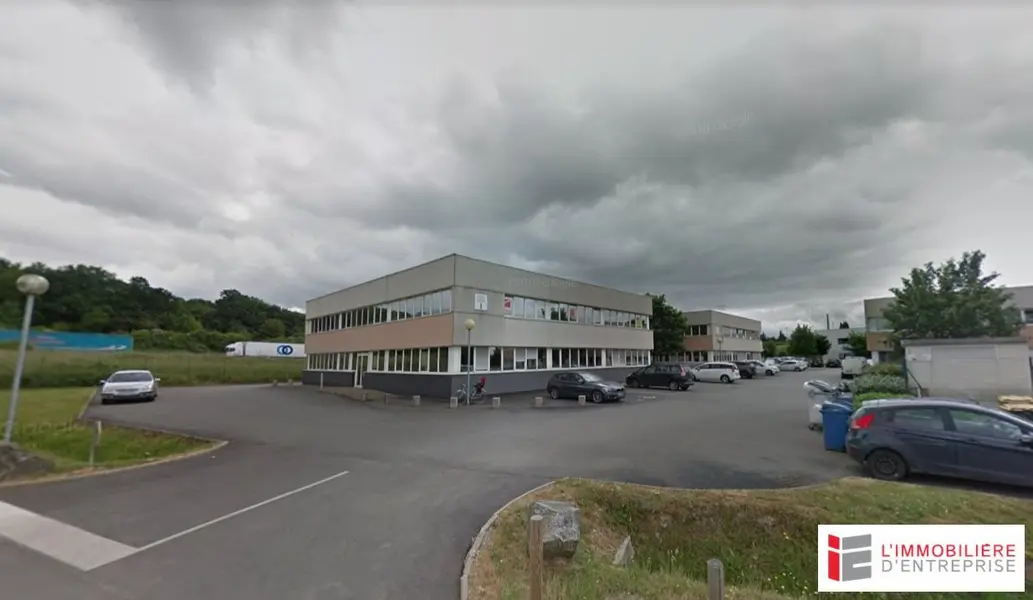 Bureau à louer - Bruz (35170) - 393 m² - 3 083 €/mois