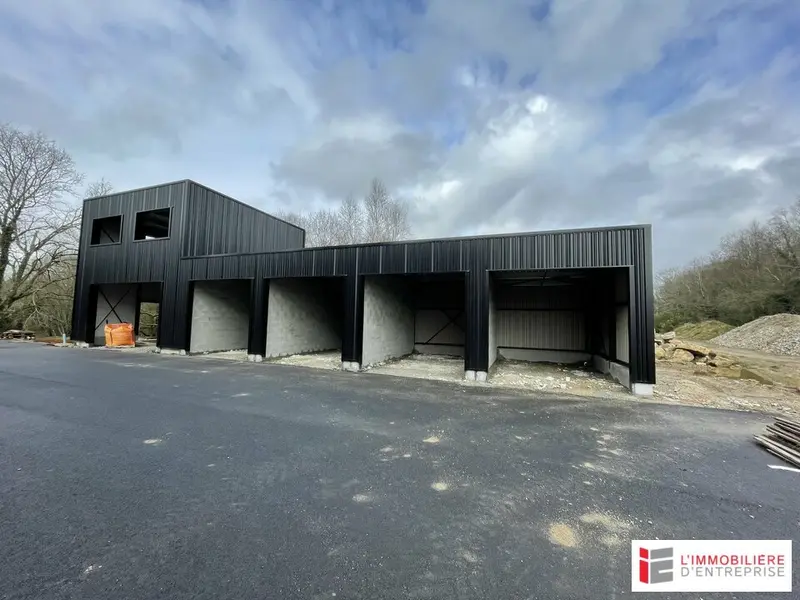 A louer Locaux d'activité 224m² Guidel
