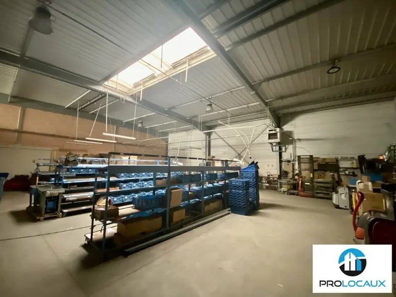 A louer Locaux d'activité 443m² Allonne