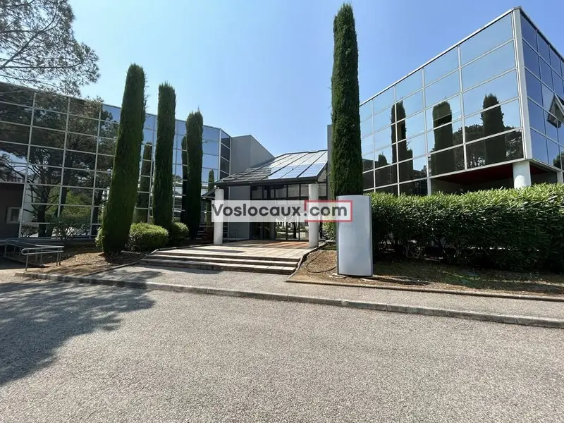 A louer Bureaux 304m² Valbonne