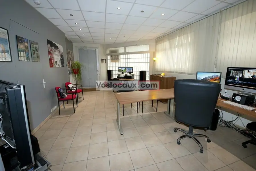 À louer : local commercial 45 m² - Nice Nord 