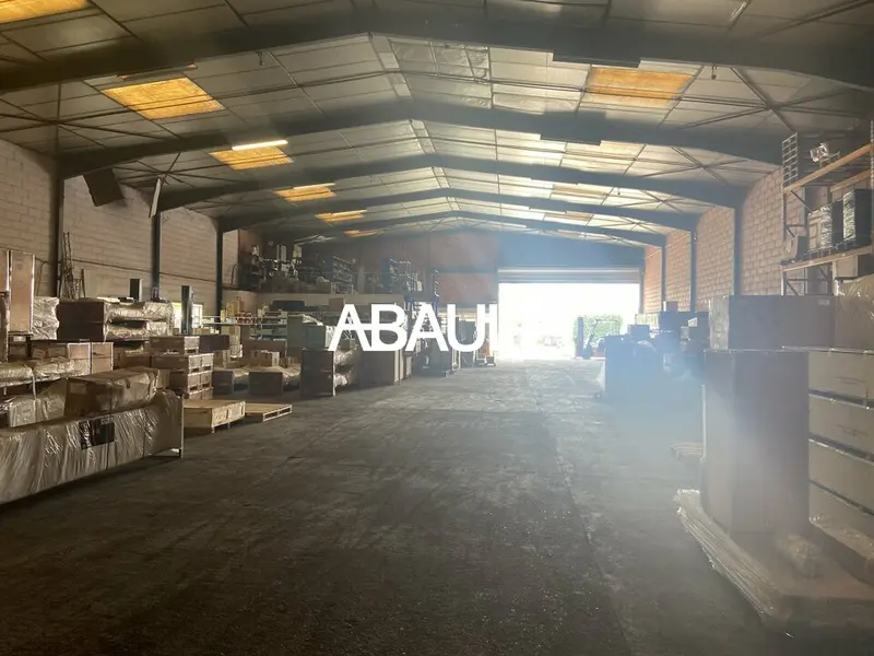 A vendre Locaux d'activité 1000m² Toulouse