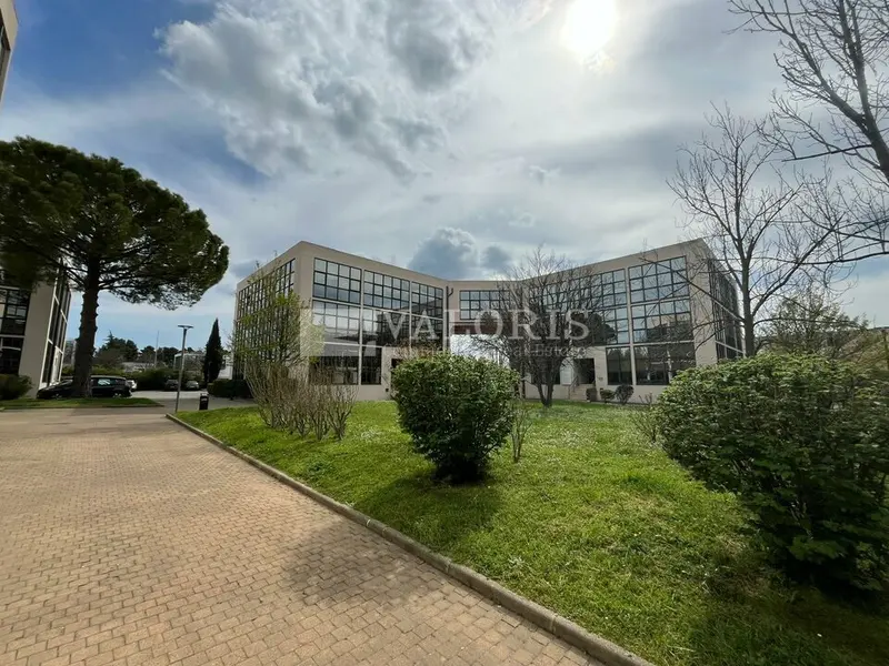 A louer Bureaux 72m² Aix-en-Provence
