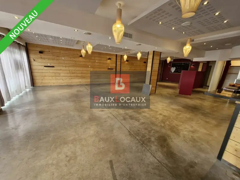A louer Local commercial  340m² Éguilles
