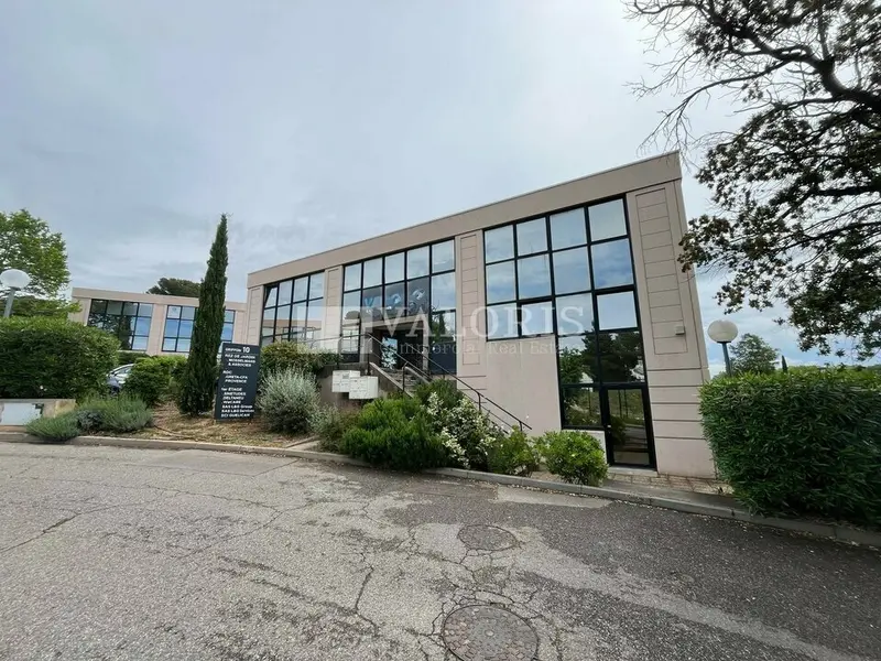 A louer Bureaux 150m² Vitrolles