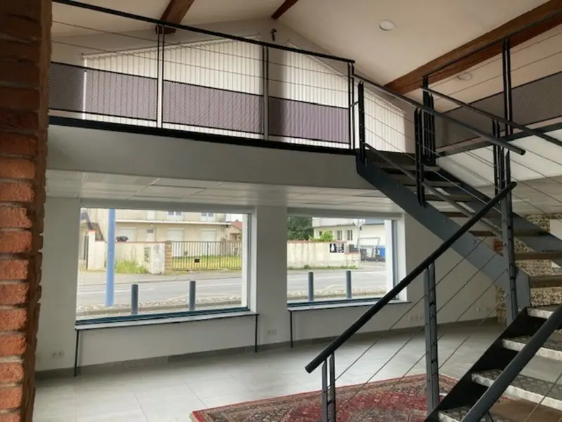 A LOUER LOCAL COMMERCIAL 160 M² SAINT ALBAN