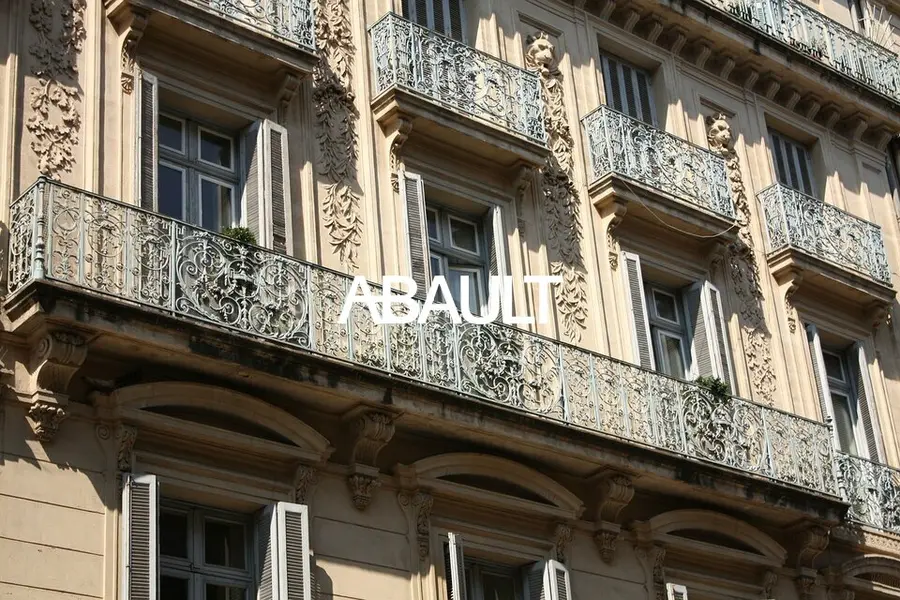A vendre Local commercial  60m² Montpellier