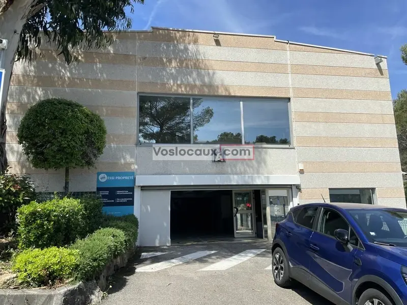 A louer : entrepôt de 150m² à Antibes