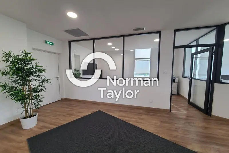 Bureaux 85 m² à louer  Béziers Courondelle