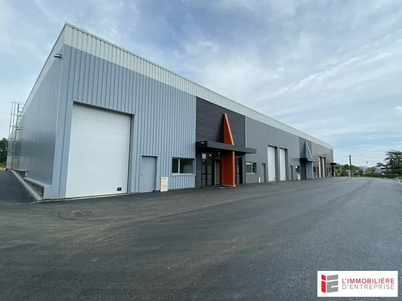 A vendre Locaux d'activité 295m² La Chapelle-des-Fougeretz
