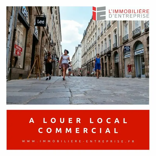 Local Commercial avec Vitrine  Axe Entrant Très Passant