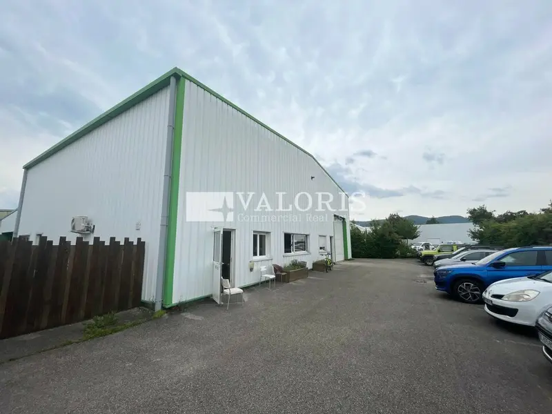 A vendre Locaux d'activité 630m² Ambérieu-en-Bugey