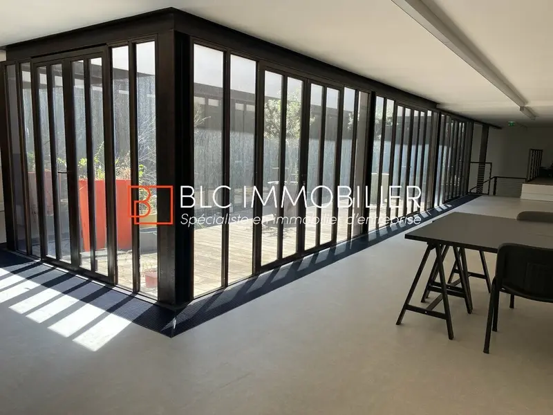 A louer Bureaux 186m² Marseille 06