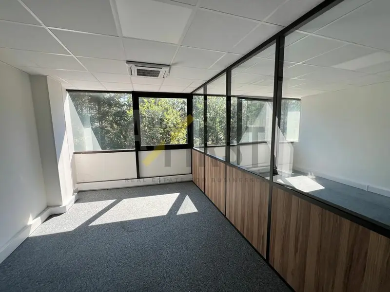 BUREAUX À LOUER