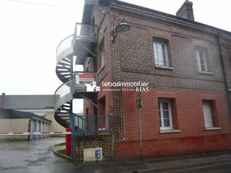 APPARTEMENT FAUVILLE EN CAUX - 2 pièces - 45 m2