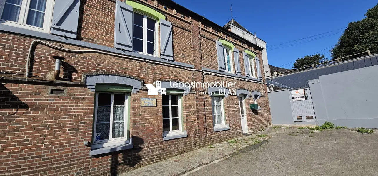 ENSEMBLE IMMOBILIER DOUDEVILLE CENTRE