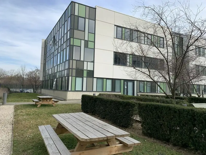 Bureau à vendre - Lyon 07 (69007) - 2759 m²