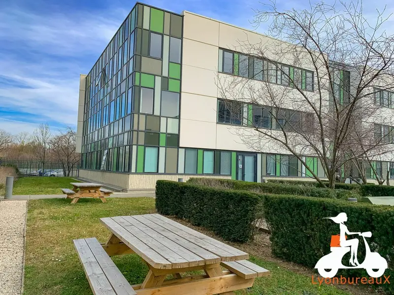 Bureau à louer - Lyon 07 (69007) - 2759 m² - 43 311 €/mois