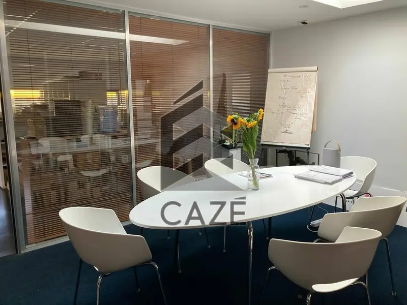 Bureau à louer - Lormont (33310) - 205 m² - 2 374 €/mois