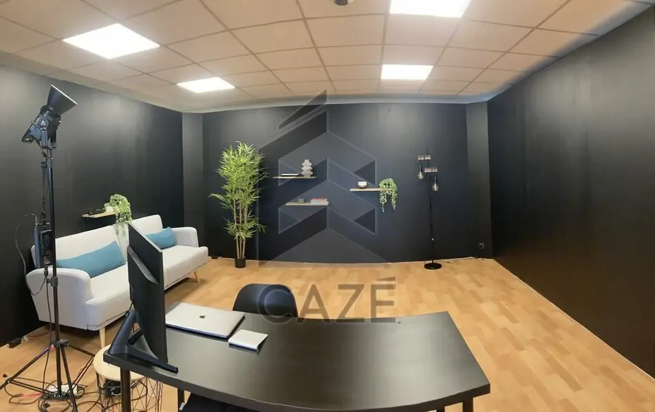 Bureau à louer - Canéjan (33610) - 1017 m² - 9 746 €/mois