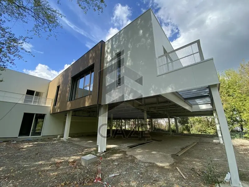 Bureau à louer - Bruges (33520) - 287 m² - 3 927 €/mois