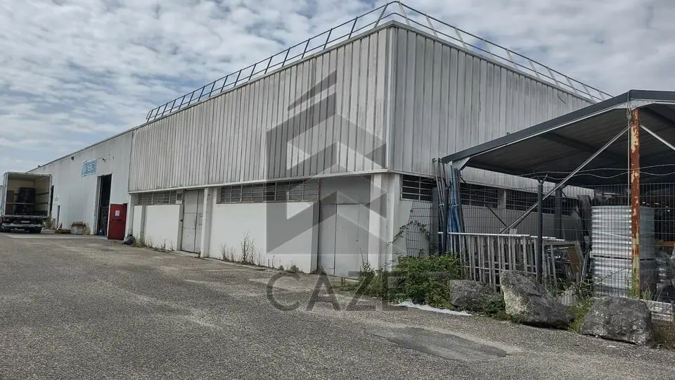 Entrepôt / Activité à louer - Pessac (33600) - 800 m² - 6 666 €/mois