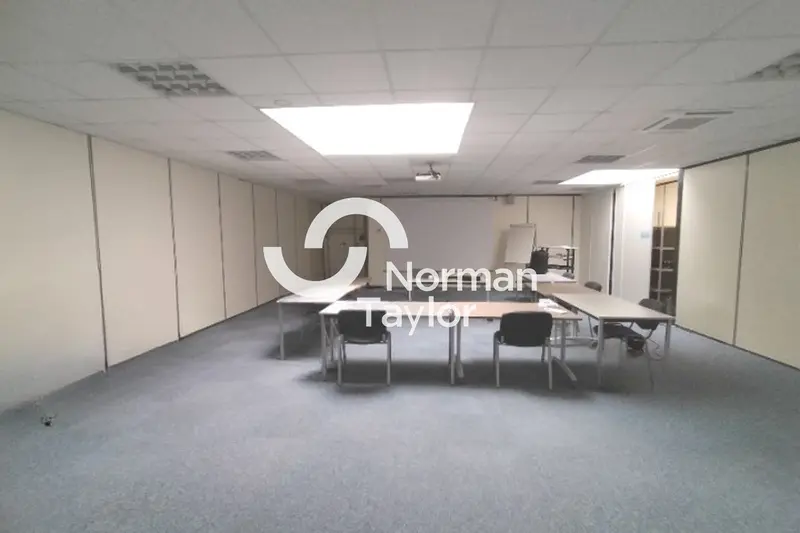 Bureau à louer - Montpellier (34000) - 893 m² - 6 697 €/mois