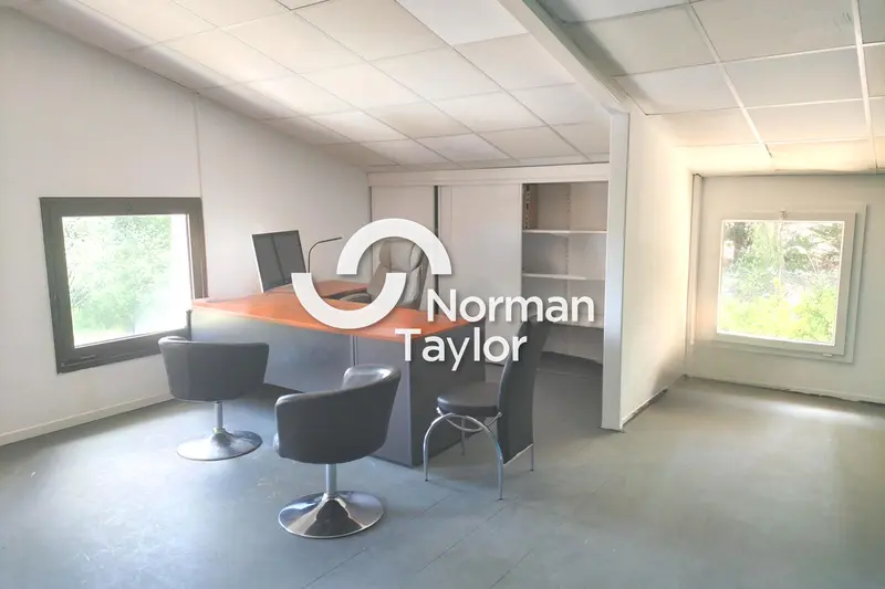 Bureau à louer - Béziers (34500) - 280 m² - 3 033 €/mois