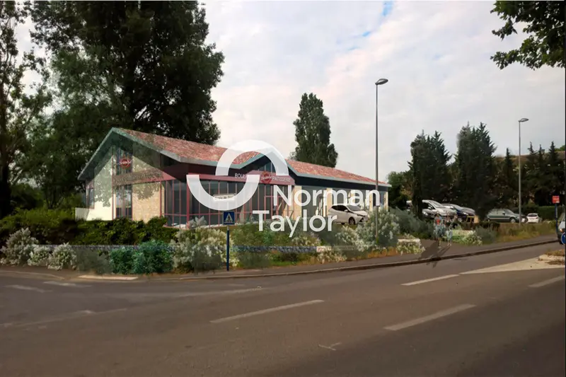 Locaux commerciaux A louer - 170 m² - Fabrègues