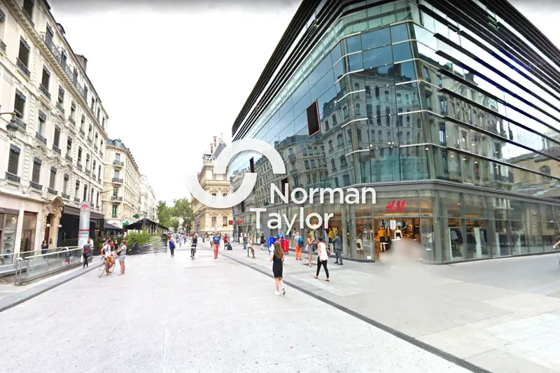 Local Commercial à vendre - Lyon 02 (69002) - 66 m² - 0 €