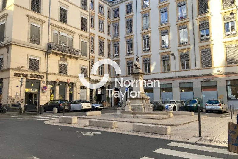 Local Commercial à vendre - Lyon 01 (69001) - 55 m² - 0 €