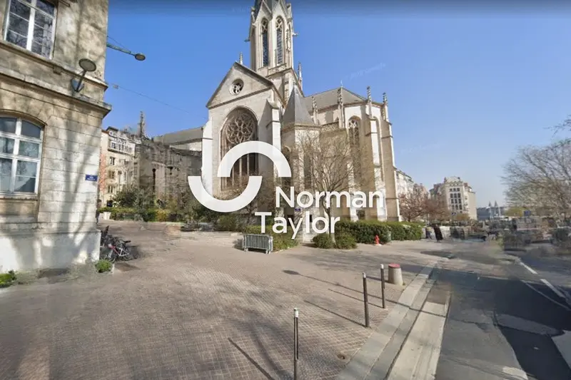 Local Commercial à vendre - Lyon 05 (69005) - 114 m² - 0 €