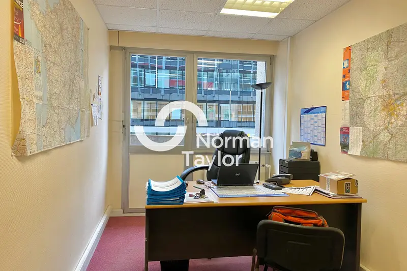 Bureau à louer - Lyon 03 (69003) - 146 m² - 2 793 €/mois