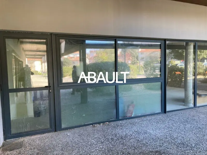 Local Commercial à louer - Toulouse (31400) - 50 m² - 1 190 €/mois