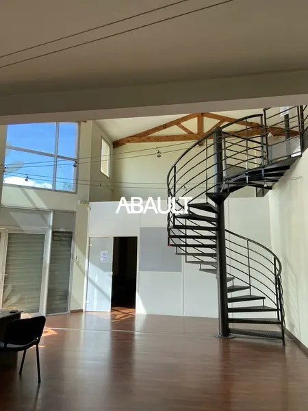 Local Commercial à louer - Aucamville (31140) - 225 m² - 2 100 €/mois