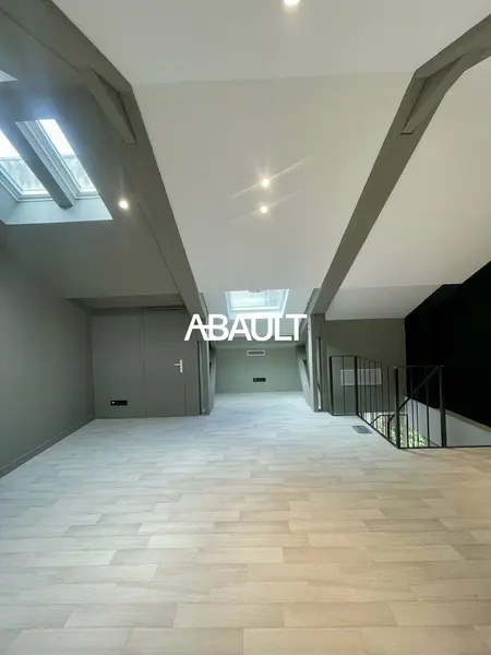 Entrepôt / Activité à louer - Toulouse (31000) - 117 m² - 2 500 €/mois