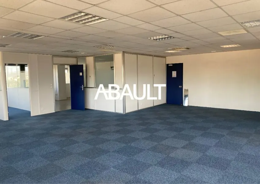 BORDEAUX MERIADECK - BUREAUX A LOUER D'ENVIRON 660 M² 