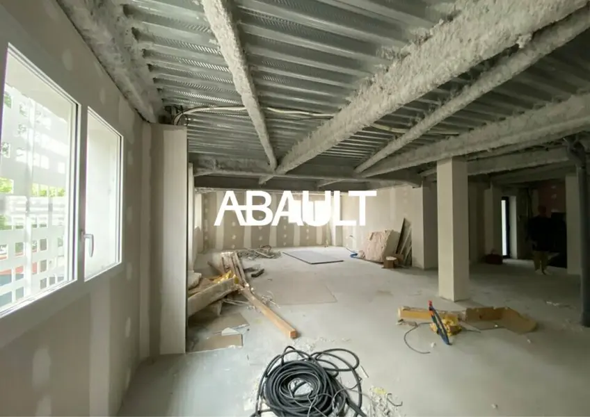 Bureau à vendre - Bordeaux (33000) - 111 m²