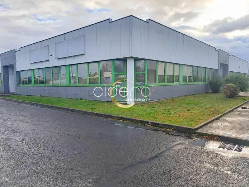 Bureau à louer - Clermont-Ferrand (63100) - 200 m² - 1 333 €/mois