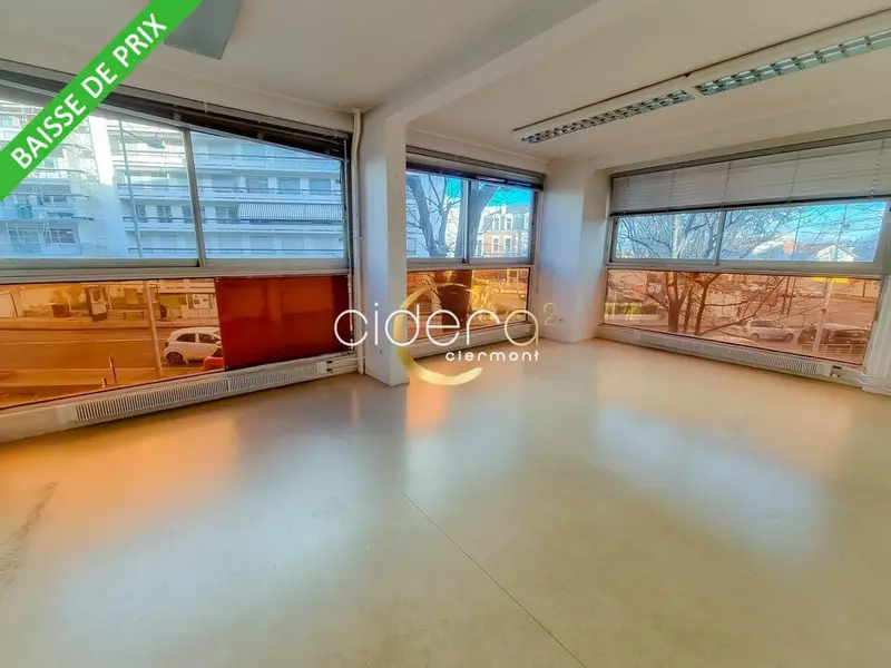 Bureau à vendre - Clermont-Ferrand (63000) - 221 m²