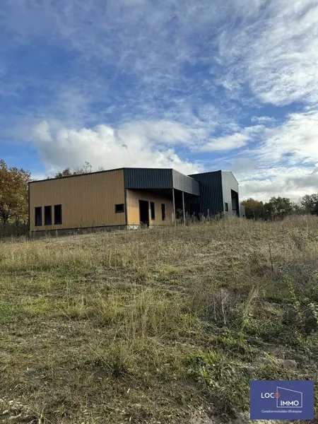 Entrepôt / Activité à vendre - Laruscade (33620) - 660 m²
