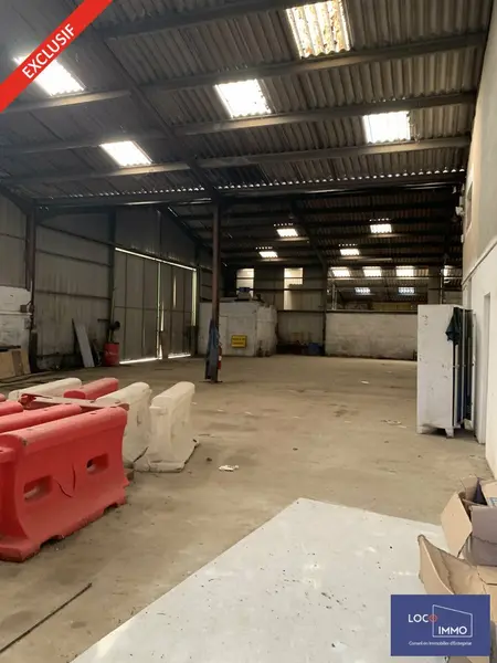 Entrepôt / Activité à vendre - Preignac (33210) - 1240 m²